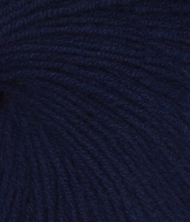 11645882_Dark-navy_300dpi_Close-up.jpg